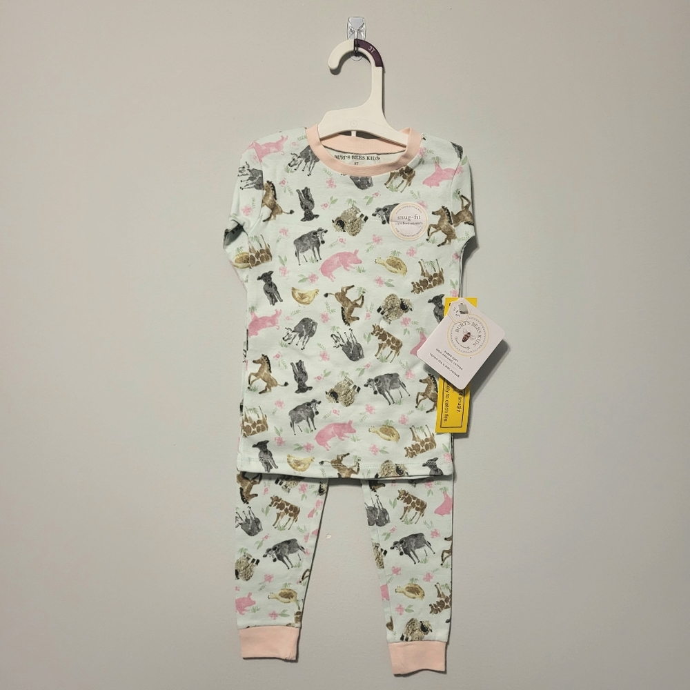 New with tags! Burt's Bees Kids Snug Fit Pajamas in 3T